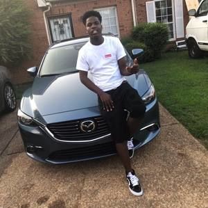 Meet your Posher, Chris